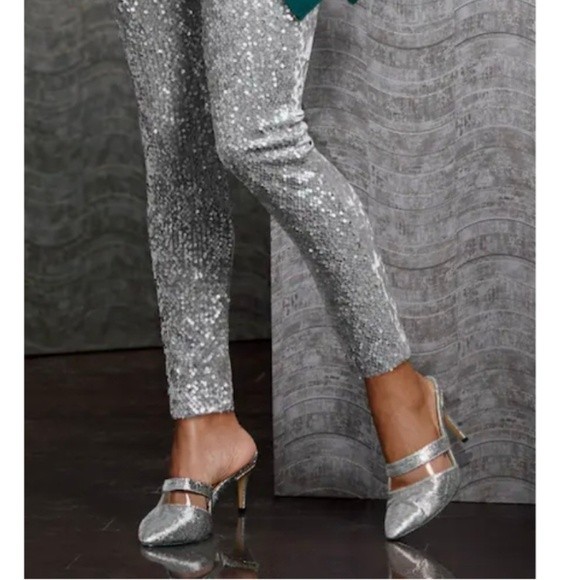 Midnight Velvet NWOT Lucinda Gray Silver Sequin Pull-on Leggings Pants - Picture 13 of 13